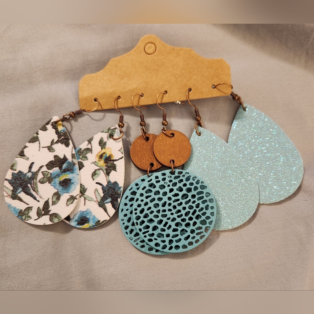 Floral and Glitter Mint Teardrop Earrings Set